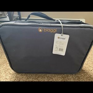 Brand new, never used Biaggi ZipSak